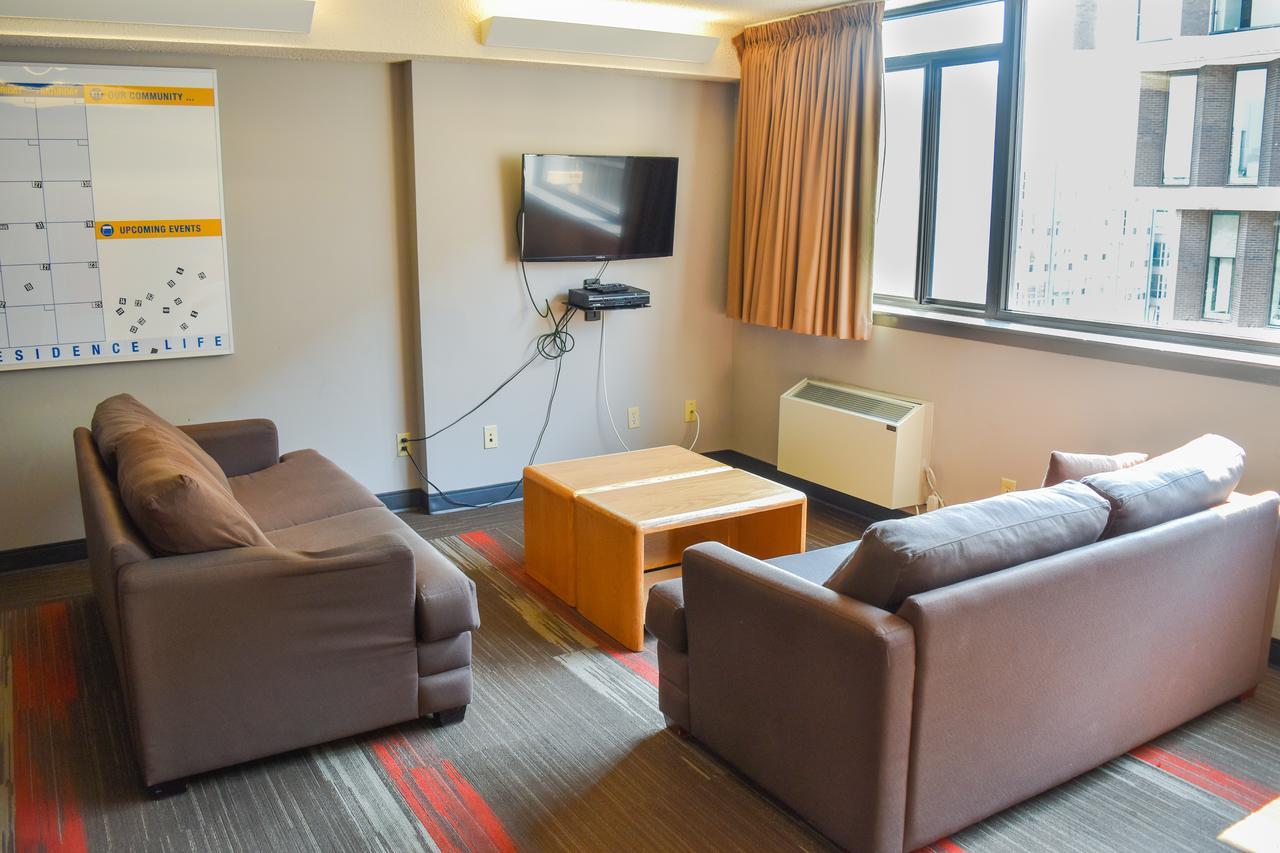 Toronto Metropolitan University-International Living Learning Residence Dış mekan fotoğraf